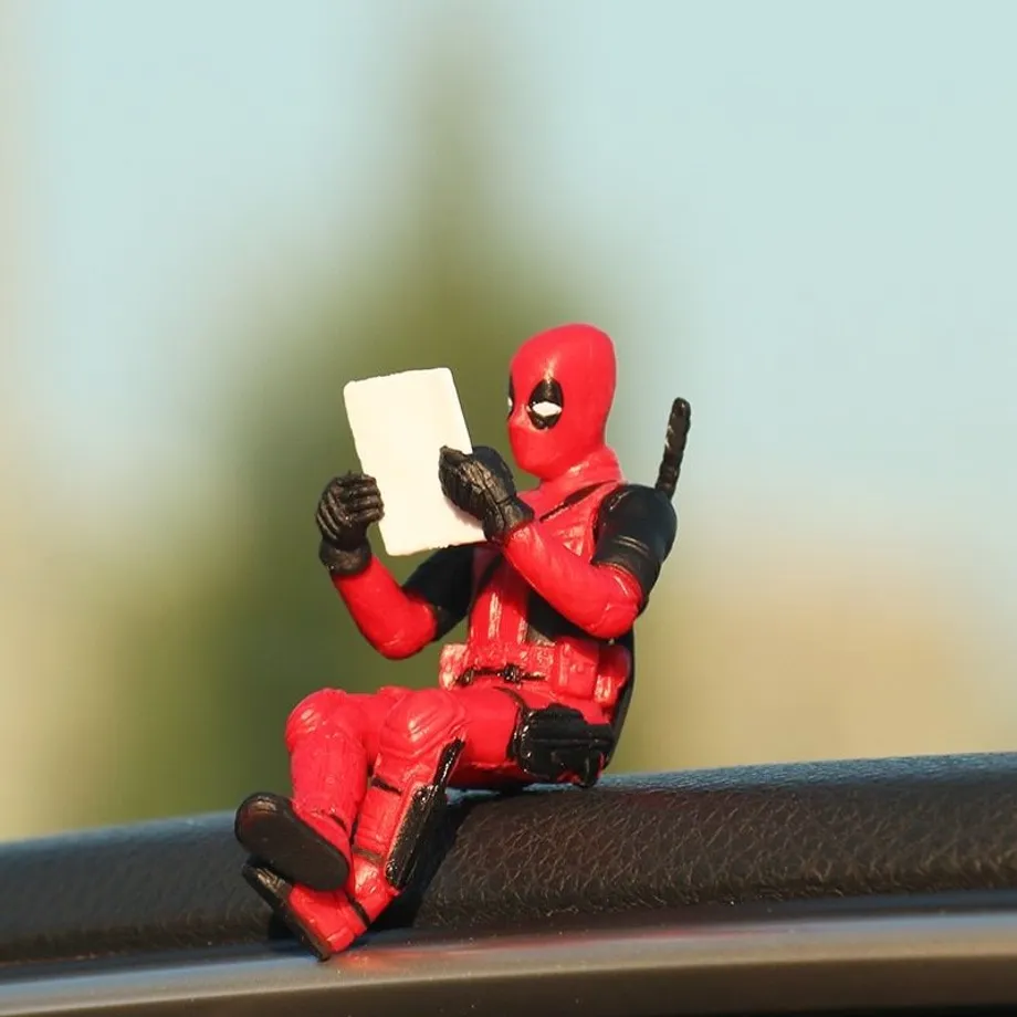 Deadpool minifigurka/postavička Marvel do interiéru auta