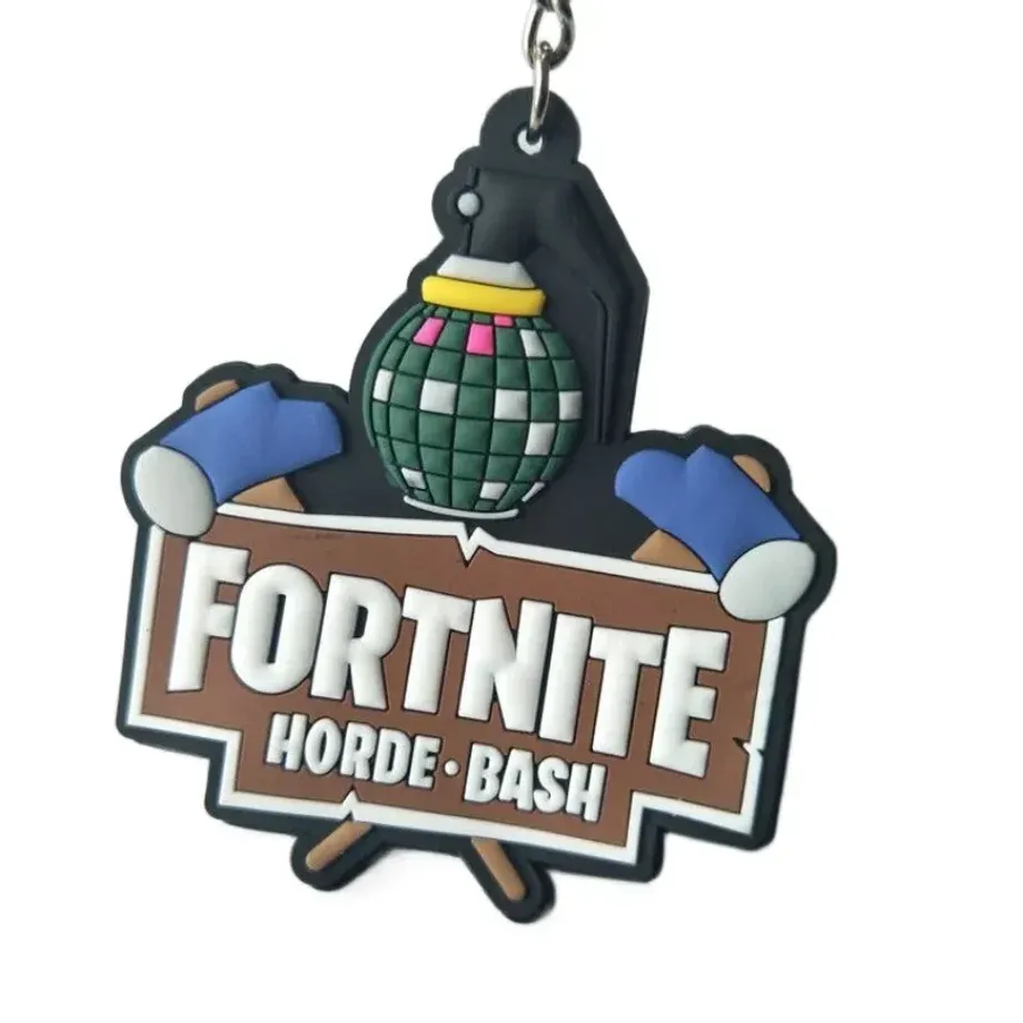 Stylový gumový přívěsek na klíče v provedení postav Fortnite