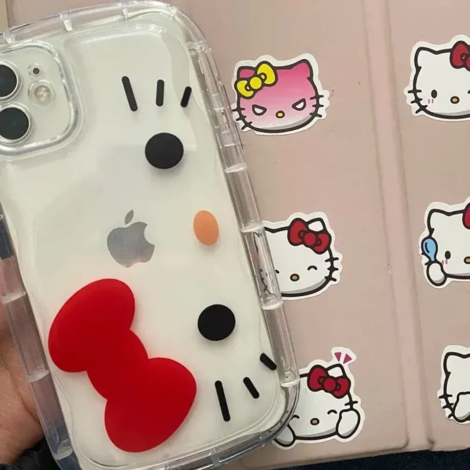 Roztomilý silikonový kryt na telefony iPhone v provedení oblíbené Hello Kitty