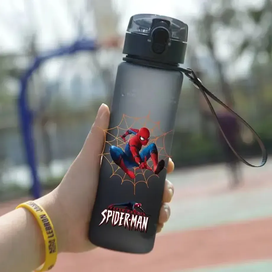 Stylová láhev na vodu s motivy superhrdiny Spider-man 560ml - různé varianty