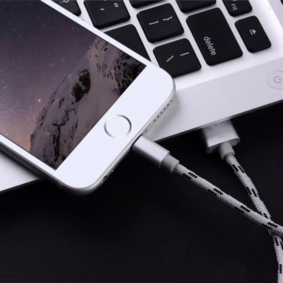 Rychlonabíjecí USB kabel pro iPhone - 4 barvy