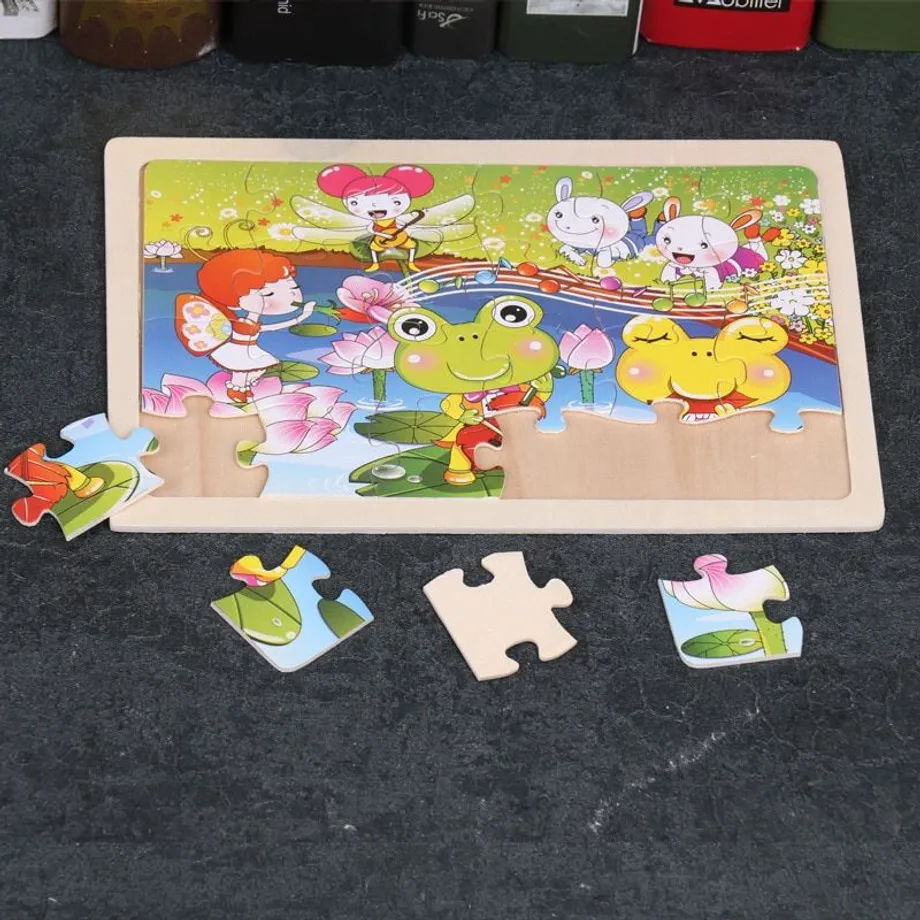 Dřevěné skládací puzzle s motivy zvířátek