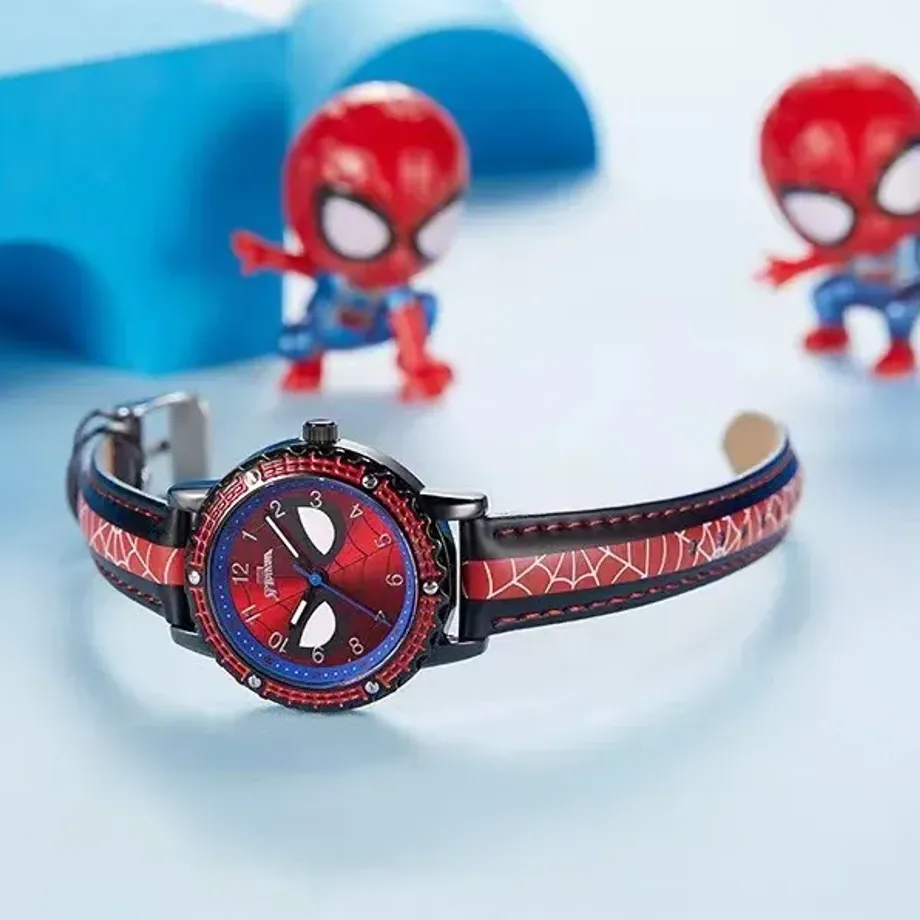 Dětské analogové hodinky se silikonovým páskem a motivy oblíbeného superhrdiny Spider-man