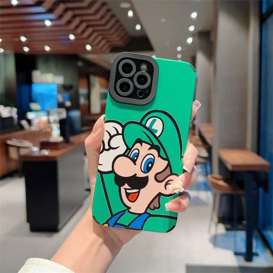 Trendy kryt na telefony iPhone s motivy animovaného Super Mario a jeho kamarádů