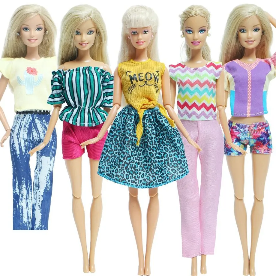 Sada oblečení pro panenku Barbie - 5 ks