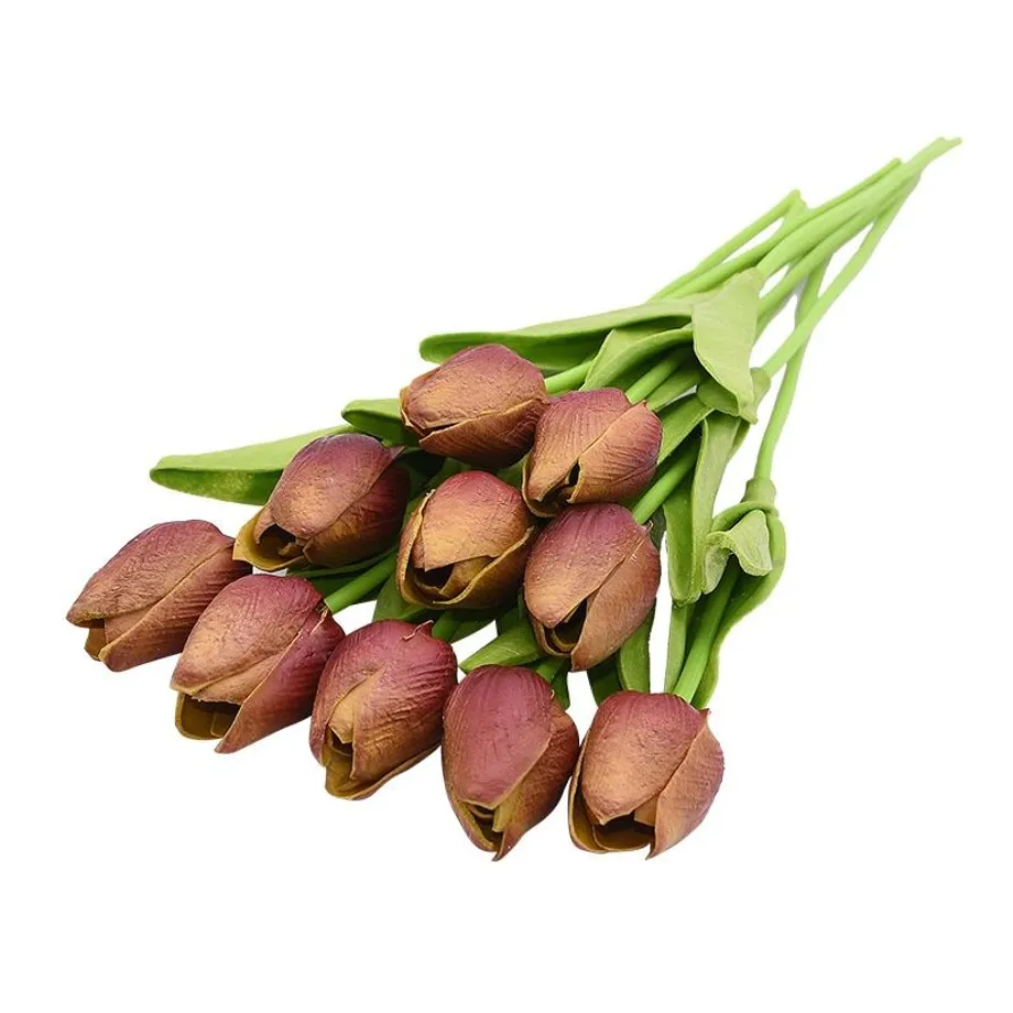 Umělá kytice barevných tulipánů