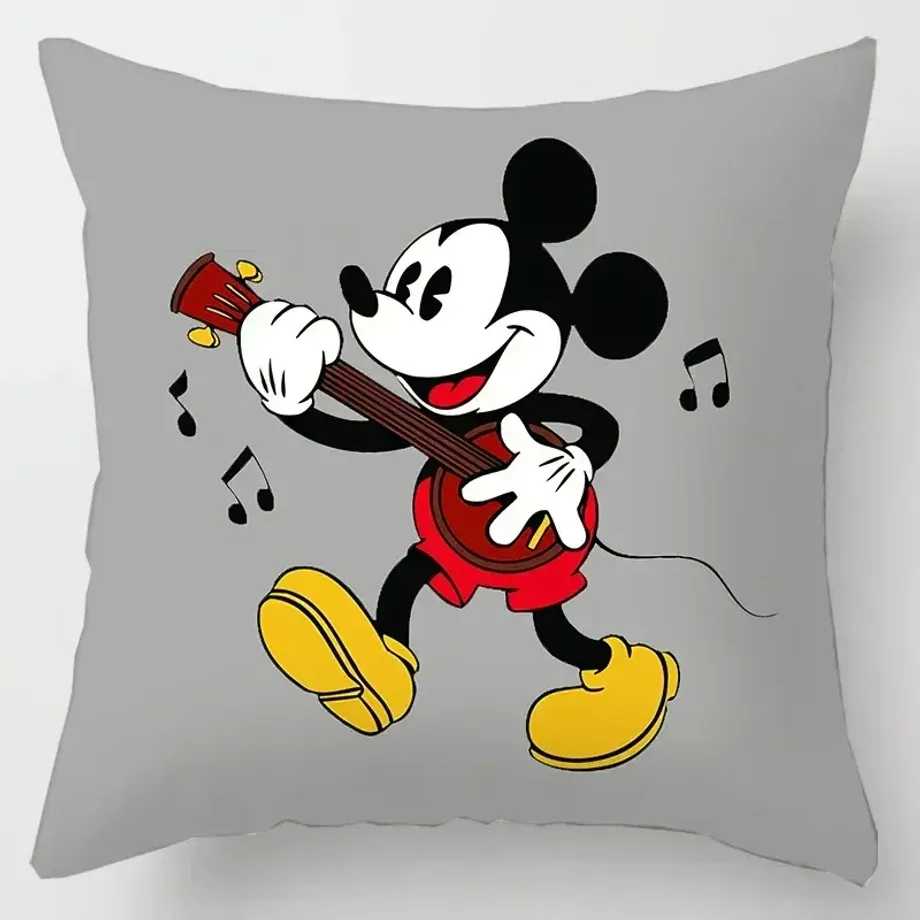 Roztomilý povlak na polštářek s motivy oblíbených postav Mickey Mouse