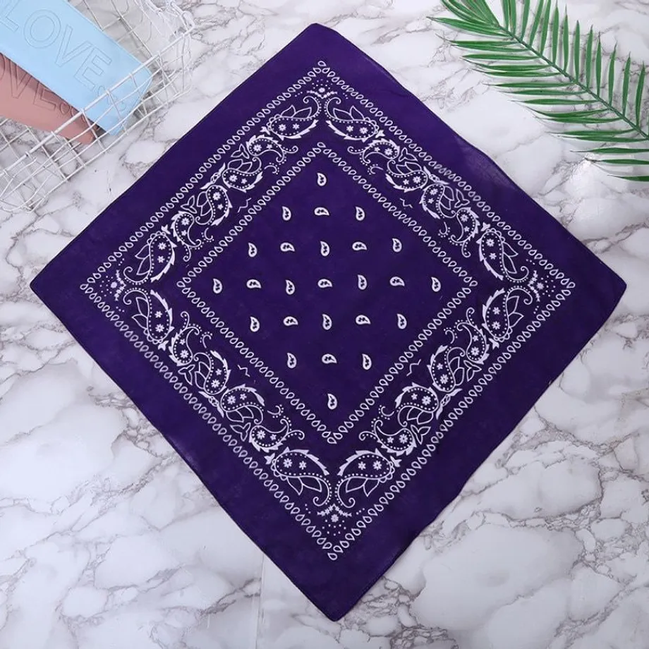 Stylový unisex bavlněný šátek bandana v několika barevných variantách Aristoteles