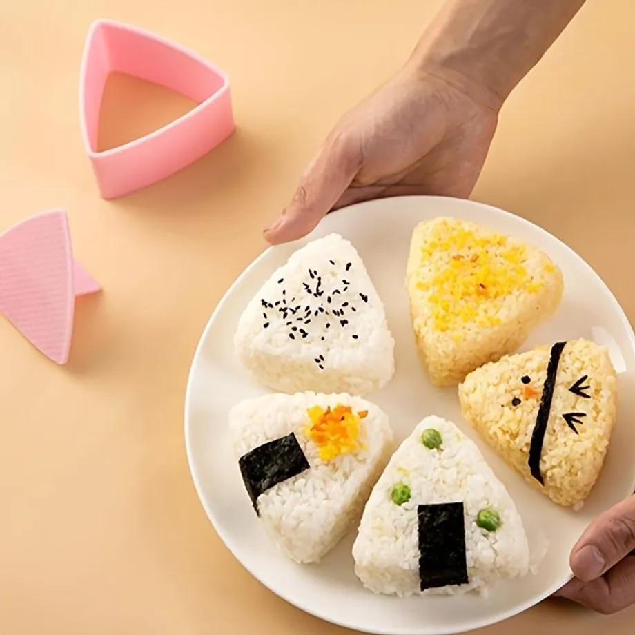 Triangulární formička na sushi Onigiri