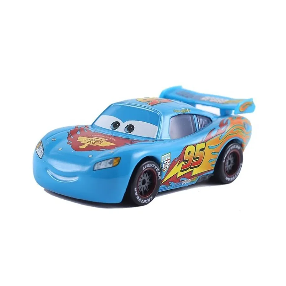 Autíčka s motivem filmu Cars 3