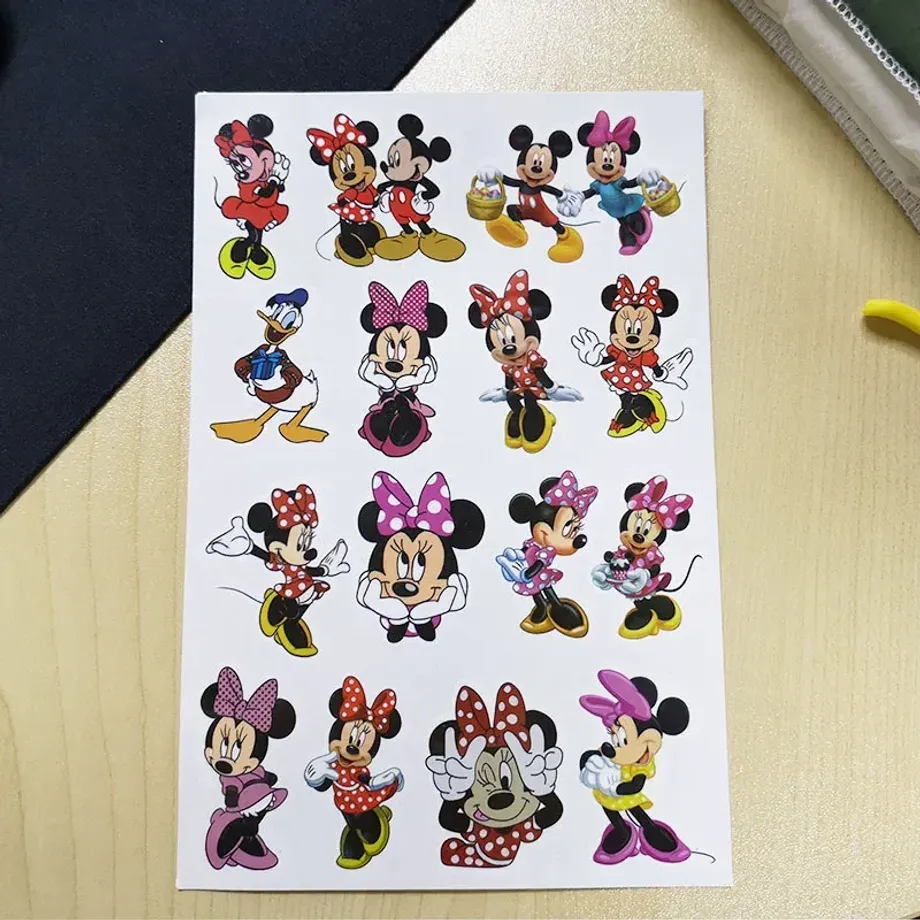 Originální tetovací samolepky s motivem Mickeyho a Minnie Mouse - Náhodný výběr jednoho kusu