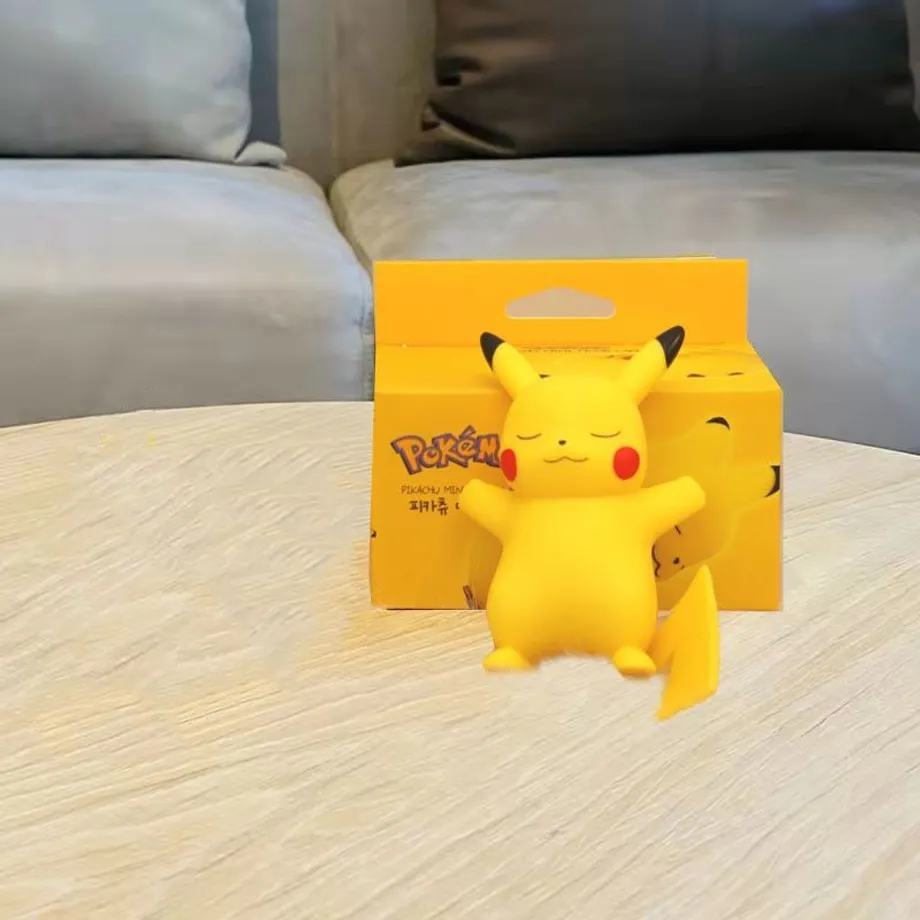 Roztomilé noční světlo s motivem spícího Pikachu