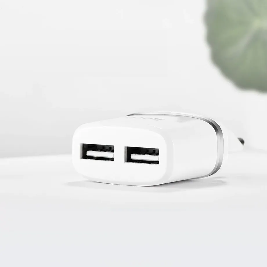 Duální USB síťový adaptér K716