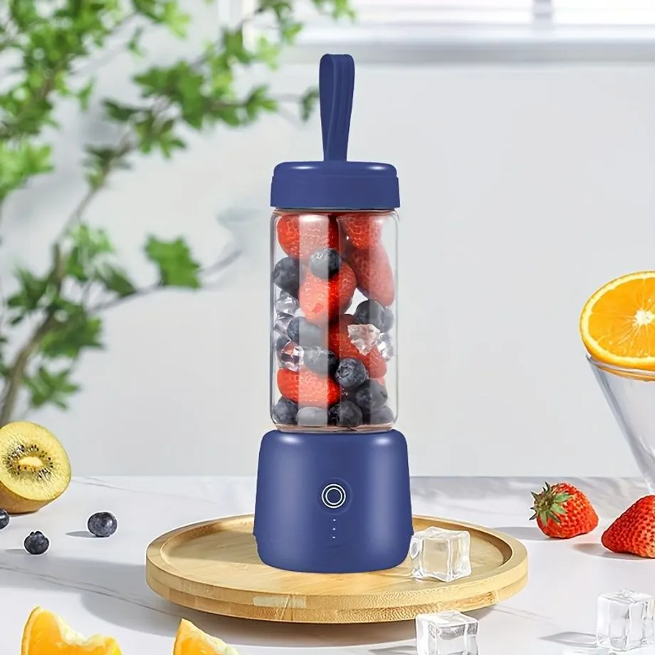 Praktický a přenosný mixér na smoothie a koktejly s USB nabíjením