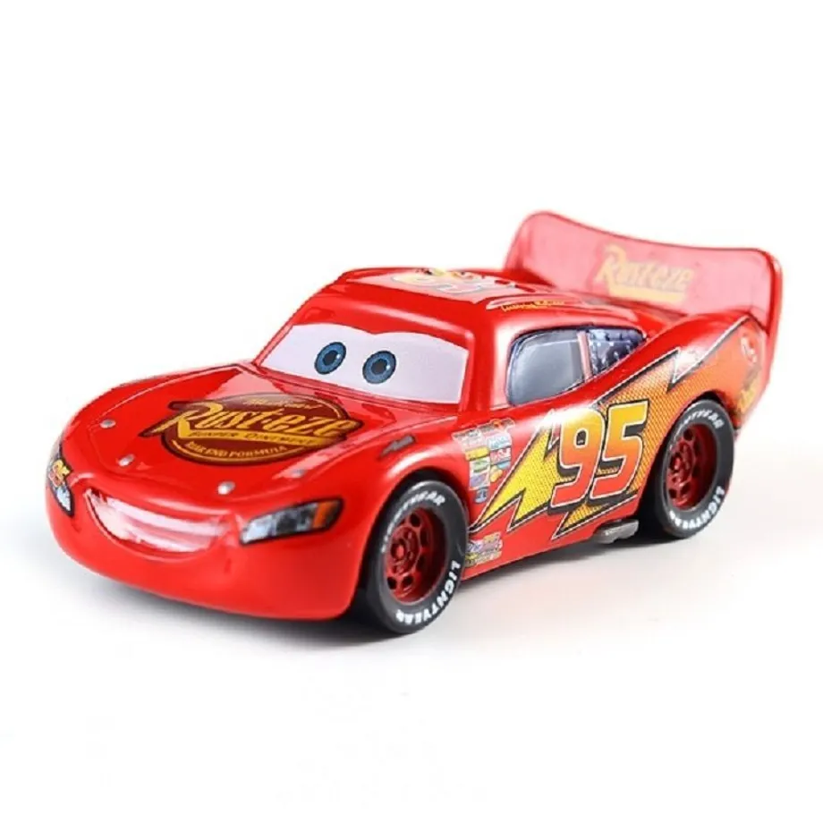 Autíčka s motivem filmu Cars 3