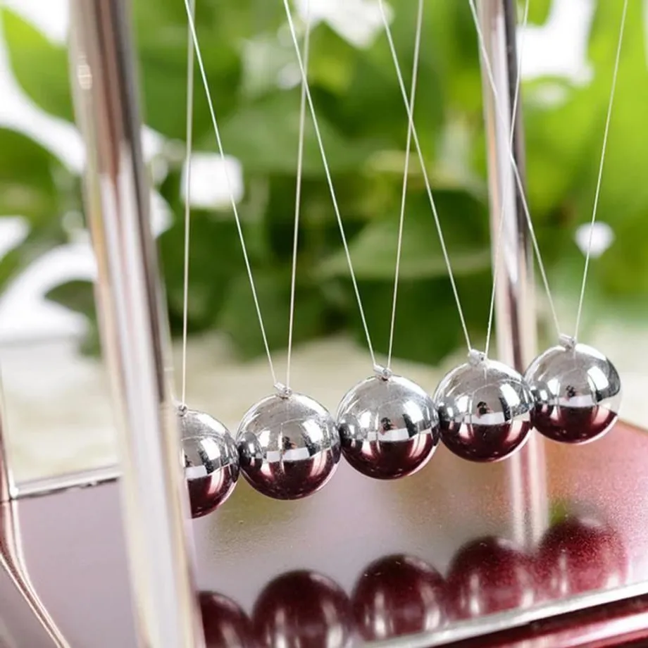 Stolní hračka Mini Newton's Cradle