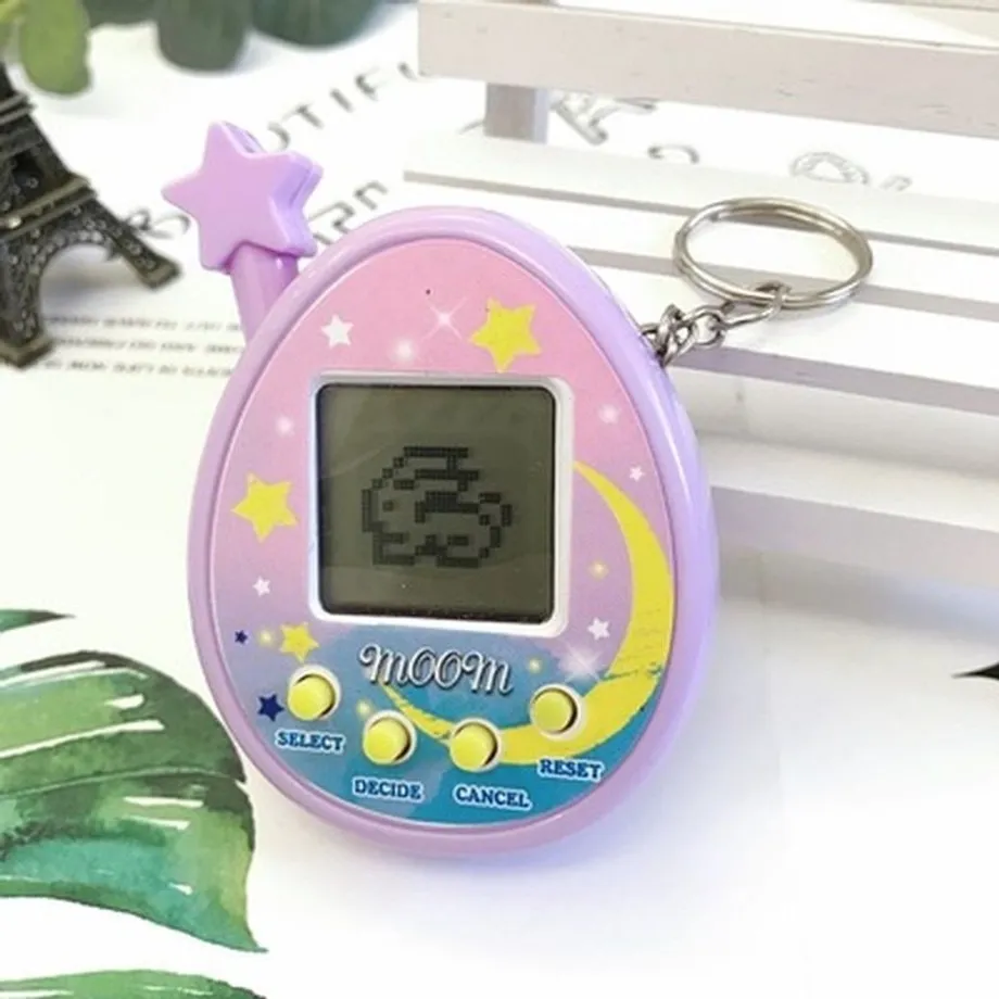 Hra Tamagotchi ve tvaru vajíčka s různými motivy