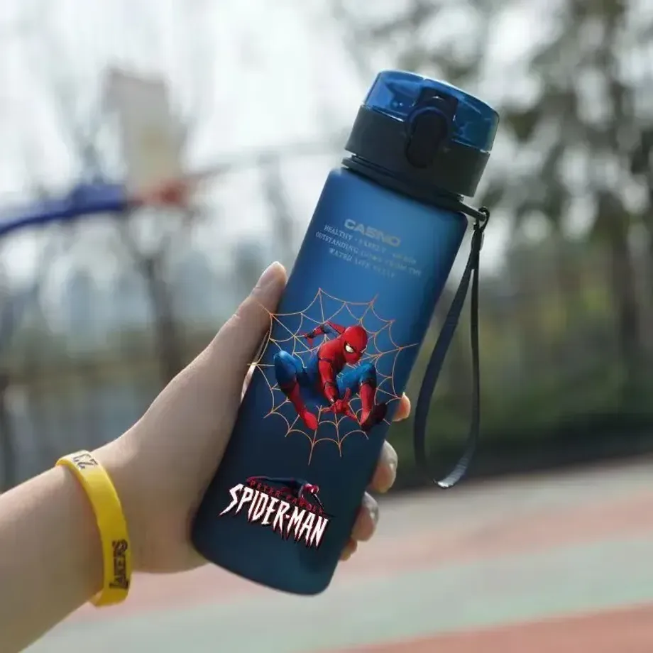 Stylová láhev na vodu s motivy superhrdiny Spider-man 560ml - různé varianty