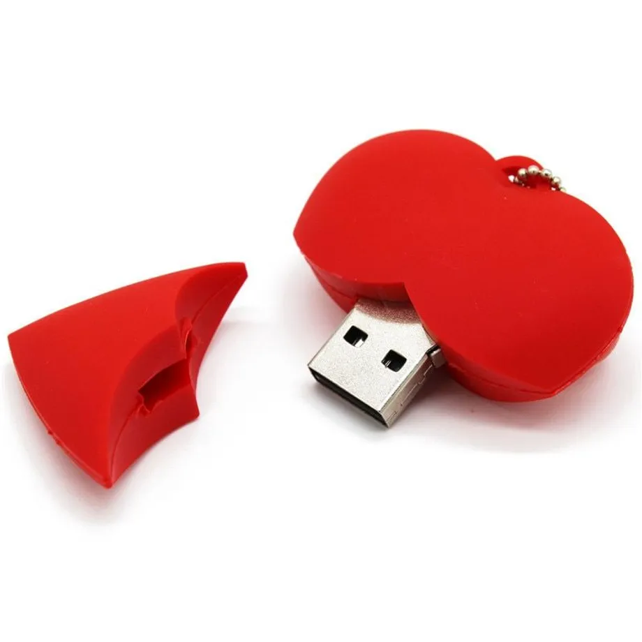 USB flash disk ve tvaru srdce