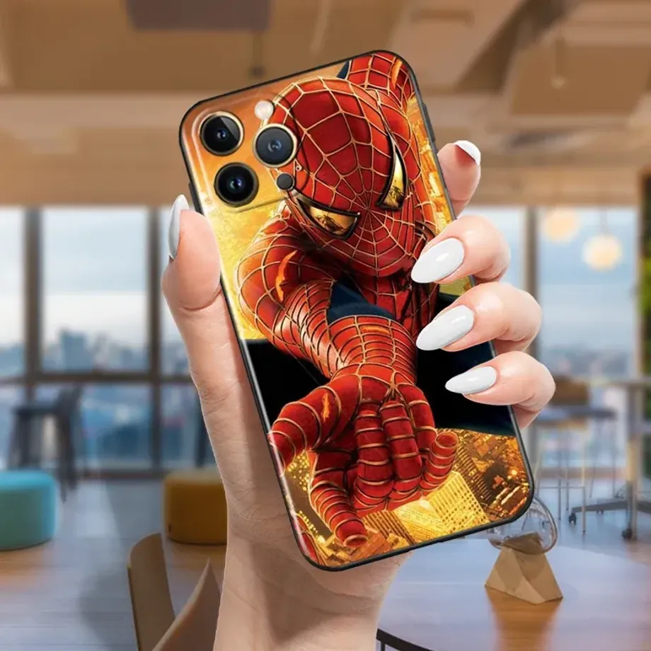 Trendy silikonový kryt s motivy oblíbeného hrdiny Spider-man na telefony iPhone