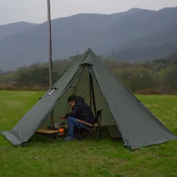 Teplý Stan s přívodem pro kamna a sněhovým lemem, Prostor k stání 210,01 cm pro 3-4 osoby, Tipi Stan pro rodinné Turistiku, Rybaření, Lov, Pěší turistiku a Kempování