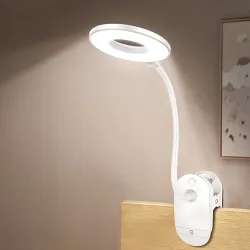 LED lampa na rám postele