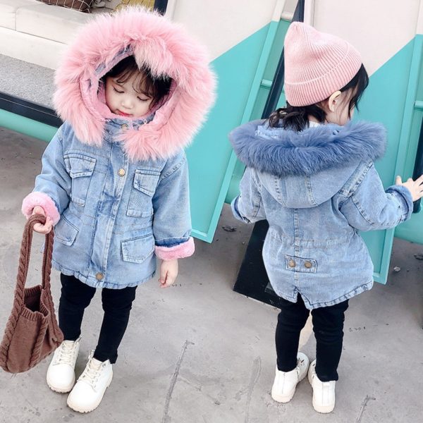 Džínová zimní bunda s kožíškem pro dívky