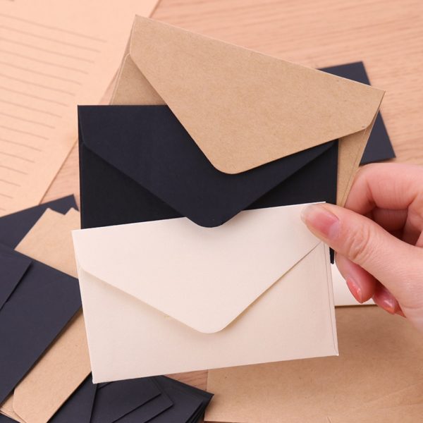 Krásné papírové dopisní obálky