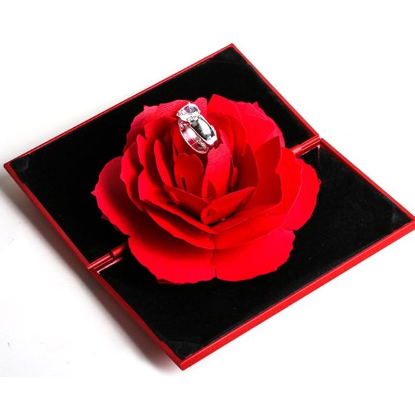 Luxusní krabička na prstýnek s růží