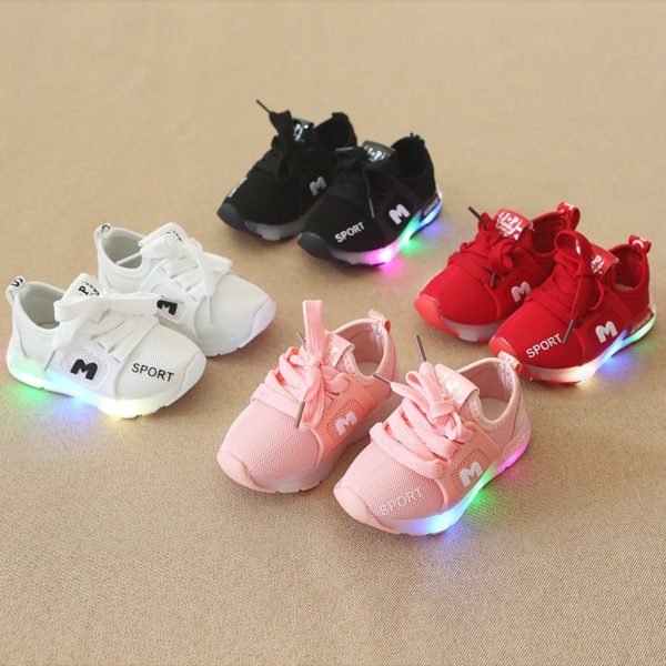 Dětské LED svítící boty v různých barvách