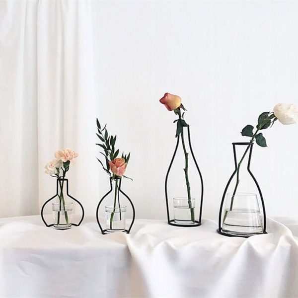 Luxusní retro dekorace ve tvaru vázy na květiny