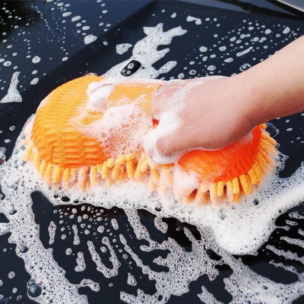 Praktická houbička na mytí auta