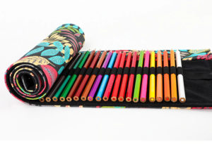 Rolovací pouzdro na psací potřeby - Vzor-national-colorful-pro-72-tuzek