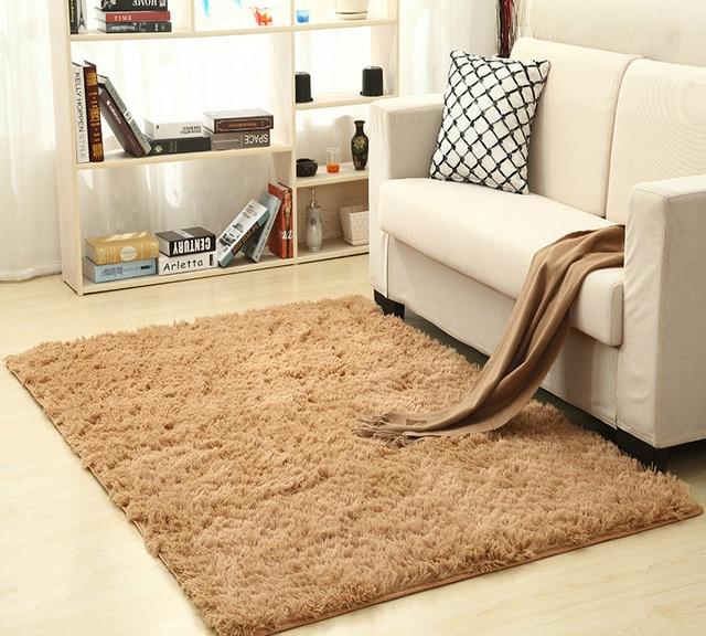 Chlupatý měkký koberec - Khaki, 40x60cm